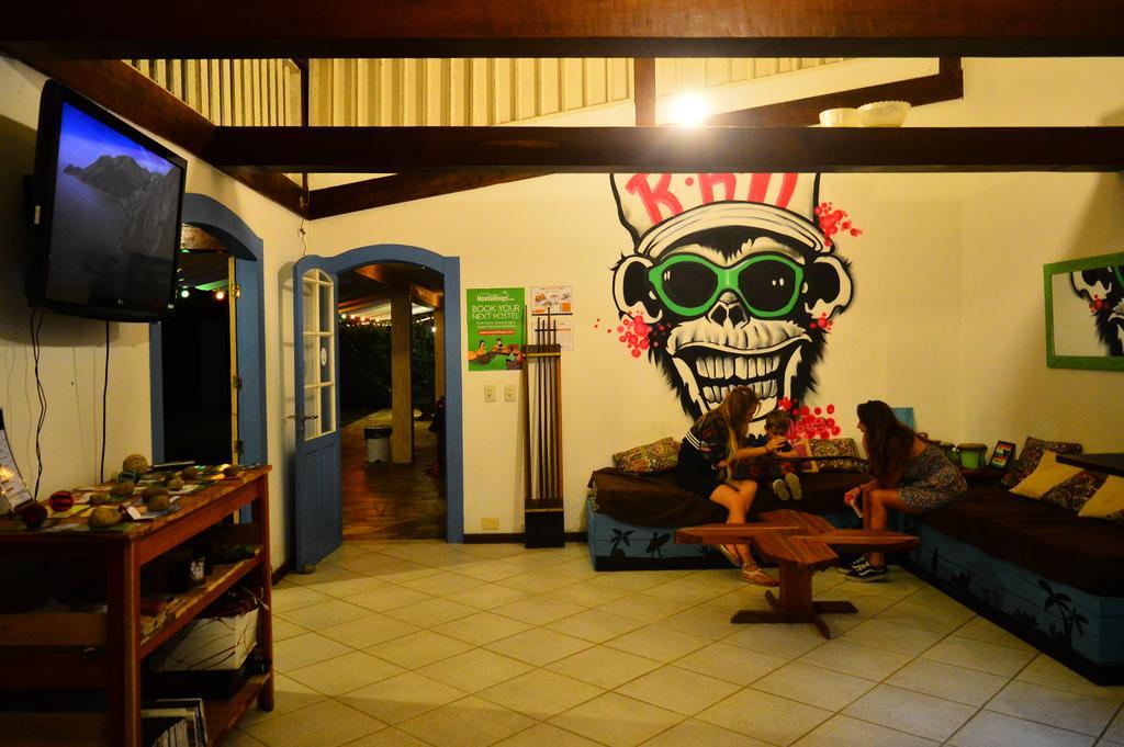 Breda Hostel Ltda Araquari Exteriör bild